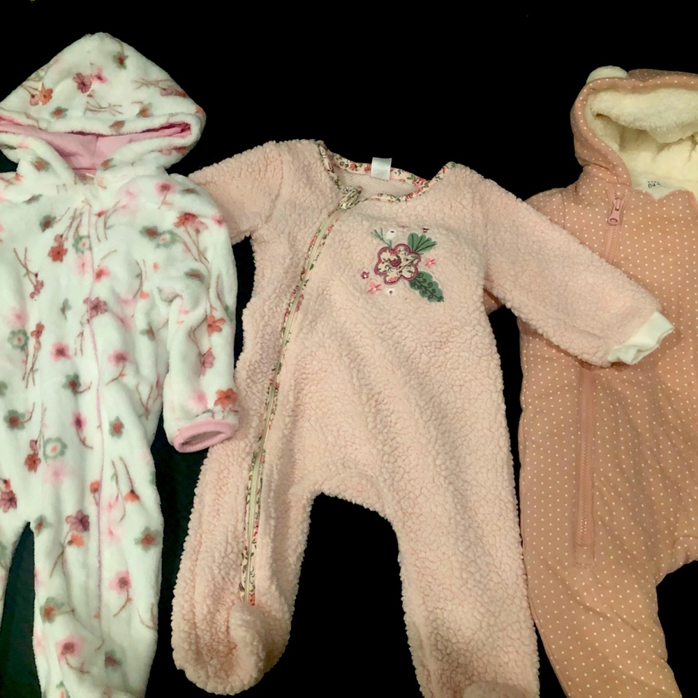 3 cozy pijamas for baby girls
